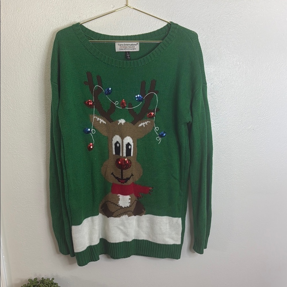 Women’s L Christmas Green Reindeer Sweater